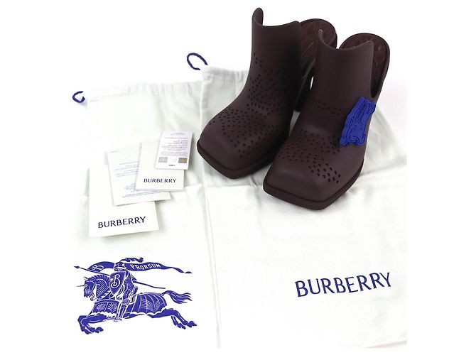 Burberry Barbie Can Logo Patch Rubber Mule Sandals - view 2