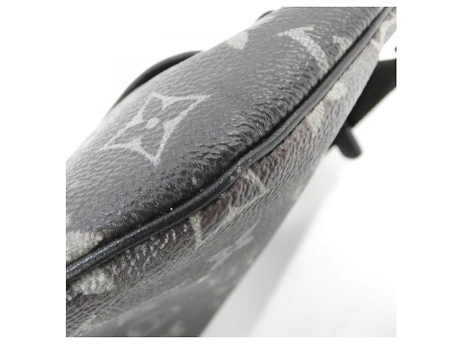 Borsa a tracolla e borsello da cintura Louis Vuitton Monogram Discovery - vista 4