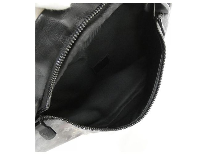Borsa a tracolla e borsello da cintura Louis Vuitton Monogram Discovery - vista 8