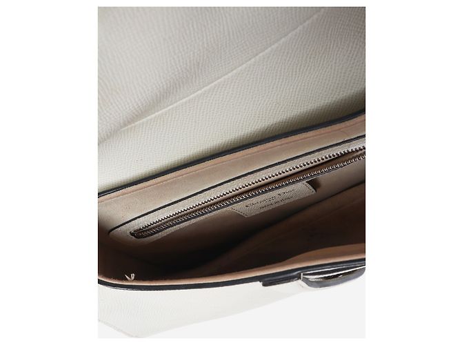 Dior Saddle Bag 2011 aus genarbtem Kalbsleder in Creme - Ansicht 6