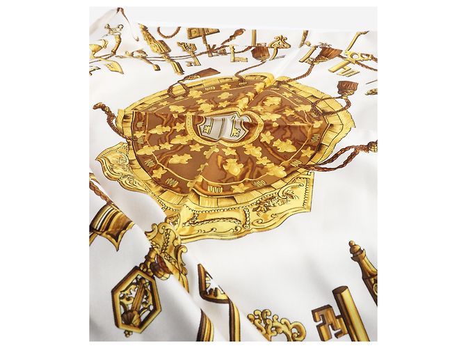 Hermès Lenço de seda Carré 90 Les Cles Keys branco e dourado - vista 2