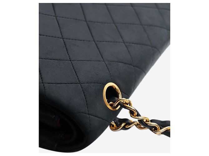 Chanel Borsa Classic Double Flap 1989 medium in pelle d'agnello nera - vista 12