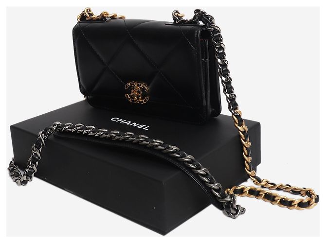 Wallet On Chain Chanel Carteira com Corrente 19 Turnlock Preta - vista 10
