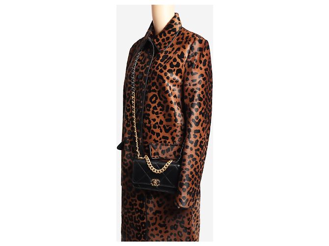 Wallet On Chain Chanel Carteira com Corrente 19 Turnlock Preta - vista 2