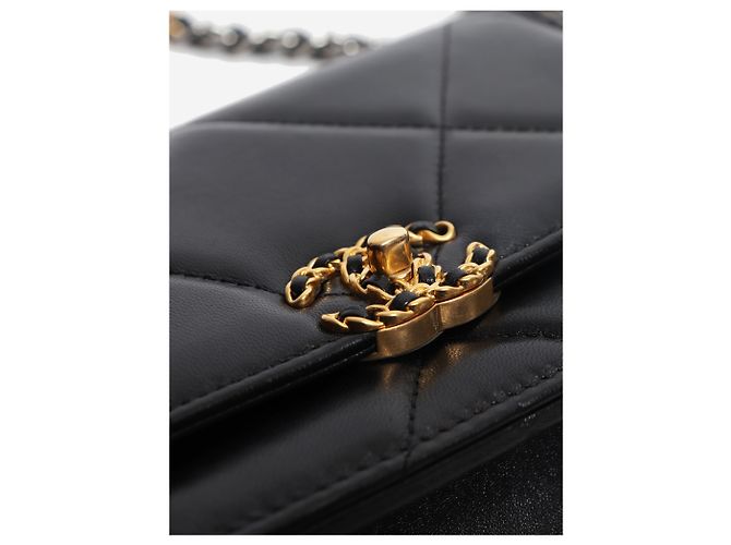 Wallet On Chain Chanel Carteira com Corrente 19 Turnlock Preta - vista 5