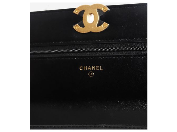 Wallet On Chain Chanel Carteira com Corrente 19 Turnlock Preta - vista 6