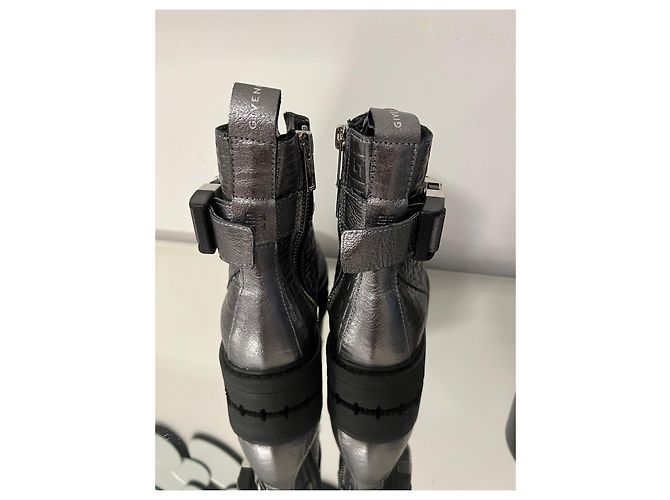 Givenchy G Cube Silberne Lederstiefeletten - Ansicht 5