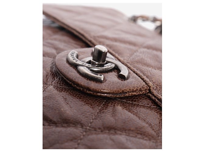 Chanel Braune 2013 Jumbo Caviar-gesteppte Schultertasche mit Kette - Ansicht 7