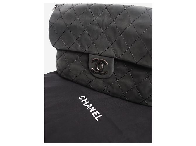 Chanel Bolso de hombro con cadena acolchado de piel de cordero verde profundo 2012 - vista 8