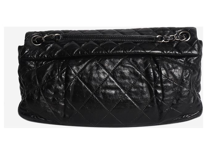 Chanel Bolsa de ombro acolchoada em pele de cordeiro preta 2010 - vista 3