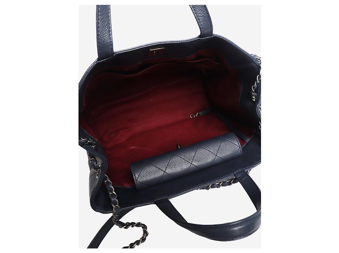 Chanel Navy 2014 caviar Executive tote - view 9