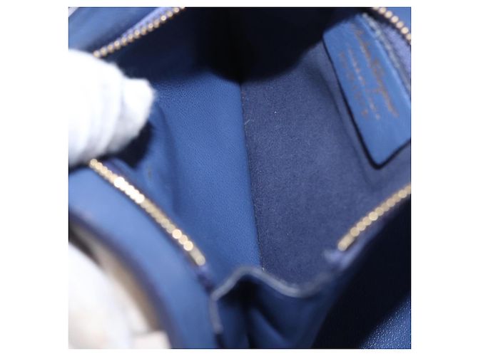 Salvatore Ferragamo Gancini Shoulder Bag Leather Navy Gold - vista 22