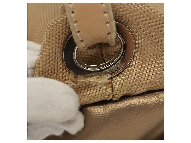 Bolsa de Ombro CHANEL Paris Biarritz Coated Canvas Bege Prata CC - vista 5