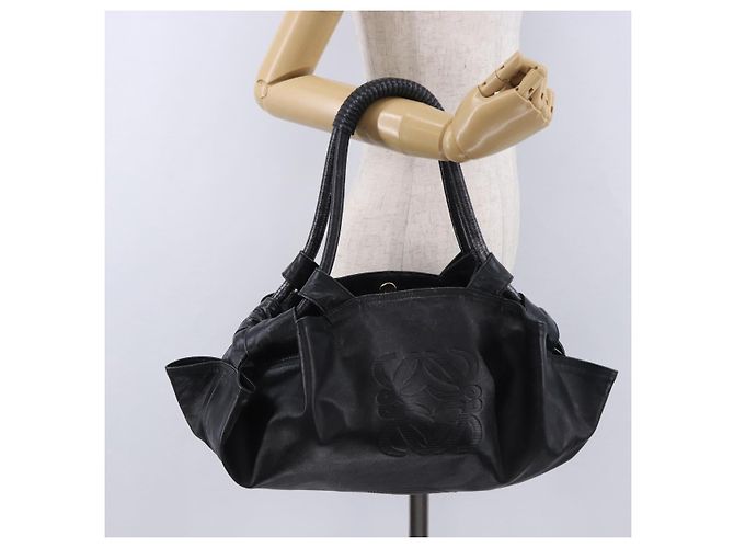 LOEWE Nappa Aire Anagram Hand Bag Leather Black Gold - vista 23