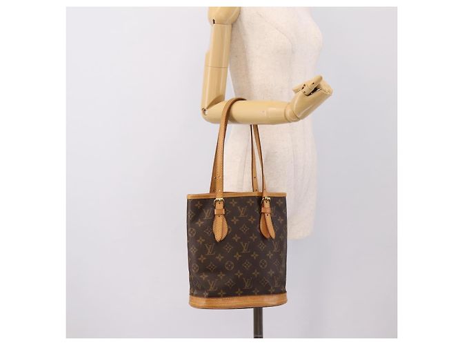 LOUIS VUITTON Bolsa de Ombro Monogram Bucket PM M42238 LV - vista 22
