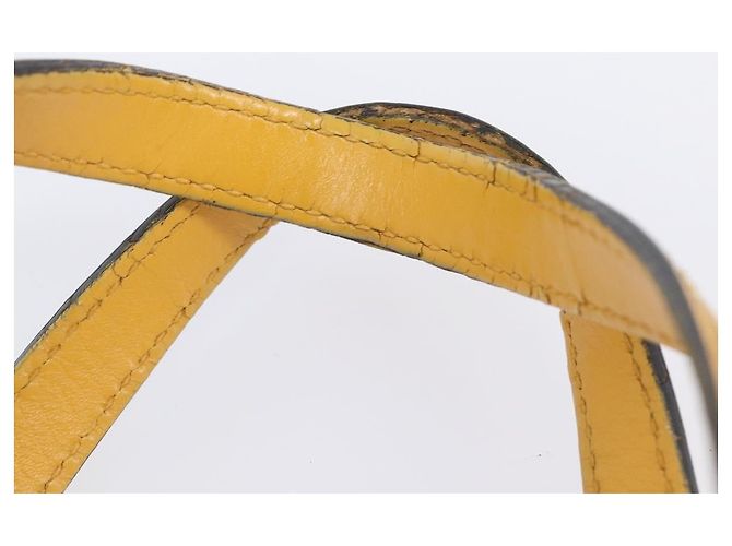 GUCCI Micro GG Hand Bag Patent 2way Yellow Gold Tone 809617 - vista 11