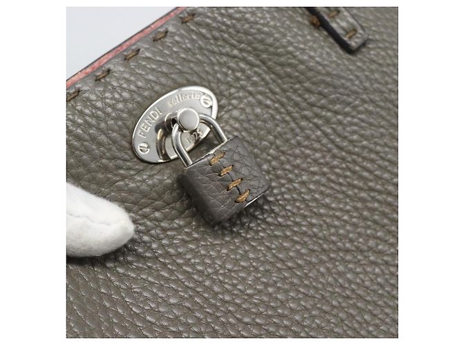 FENDI Bolsa Tote Celeria Couro Cinza Prata - vista 17