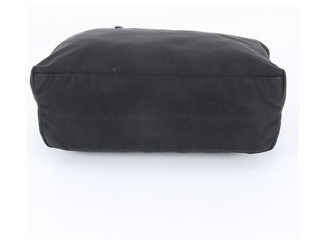 Tote Sac cabas Prada en nylon Tessuto avec logo triangle en cuir - vue 6