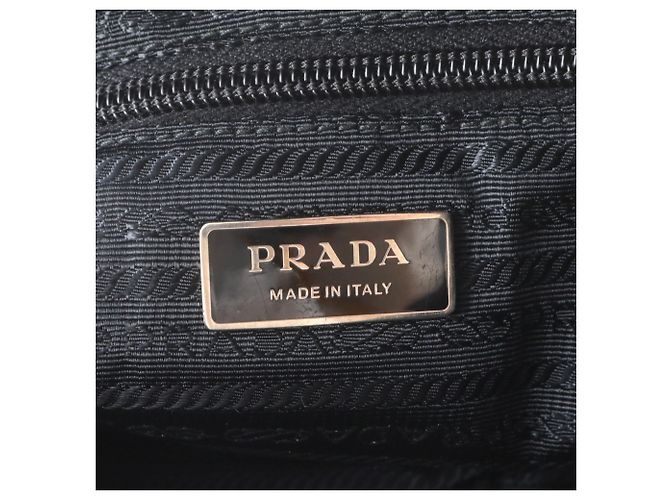 Tote Sac cabas Prada en nylon Tessuto avec logo triangle en cuir - vue 8
