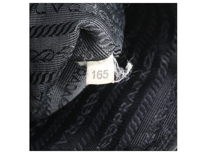 Tote Sac cabas Prada en nylon Tessuto avec logo triangle en cuir - vue 9