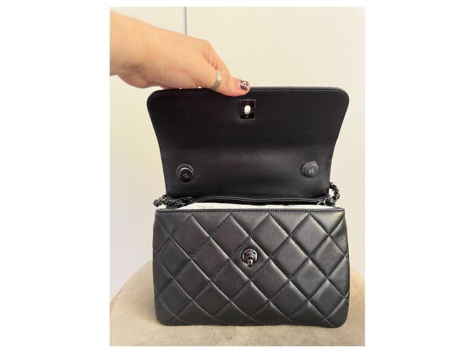 Chanel Trendy CC Small "So Black" – Lambskin & Black Hardware – Set Completo & Garanzia Attiva - vista 11