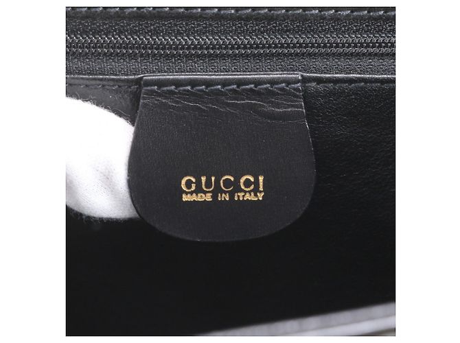 Gucci Lady Lock Schultertasche aus Leder - Ansicht 9