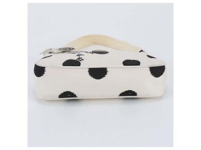 Prada Nylon Schultertasche mit Dreiecks-Logo und Leder mit Polka Dots - Ansicht 5