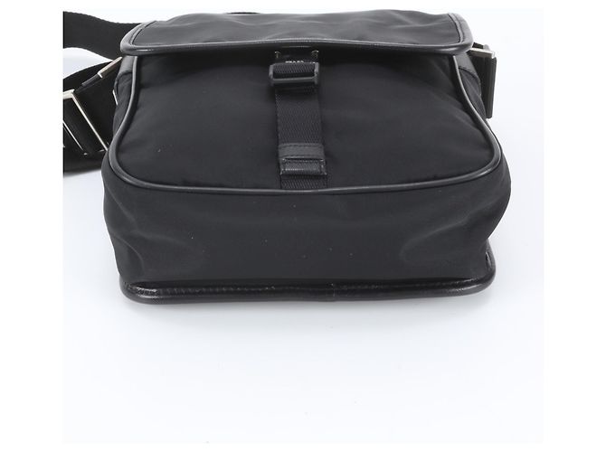 Borsa a tracolla Prada in nylon Tessuto con logo triangolare in pelle - vista 6