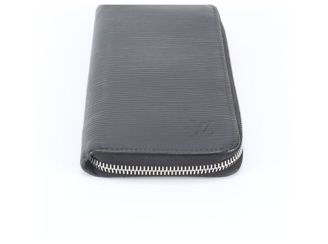 Louis Vuitton Epi Zippy Wallet - view 5