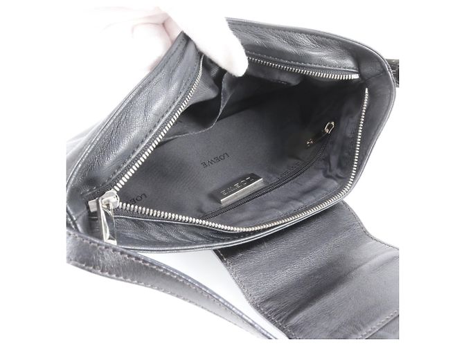 Loewe One-Shoulder Handtasche aus schwarzem Leder - Ansicht 7