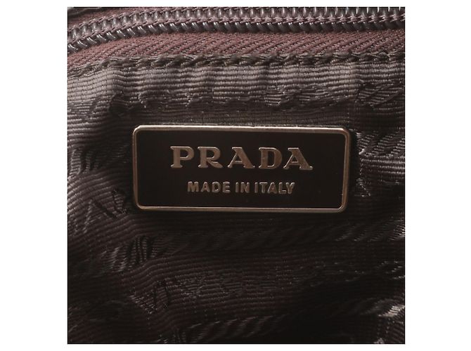 Prada Rucksack und Schultertasche aus Tessuto Nylon mit Leder-Dreieckslogo - Ansicht 8