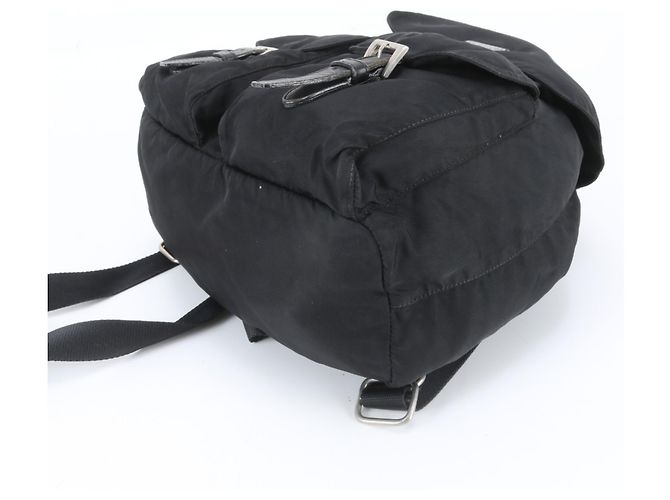 Prada Tessuto Nylon Rucksack mit Leder-Dreieckslogo - Ansicht 5