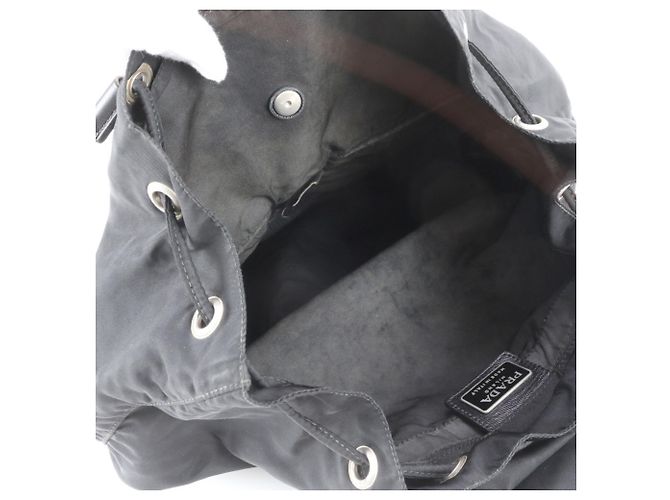Prada Tessuto Nylon Rucksack mit Leder-Dreieckslogo - Ansicht 7