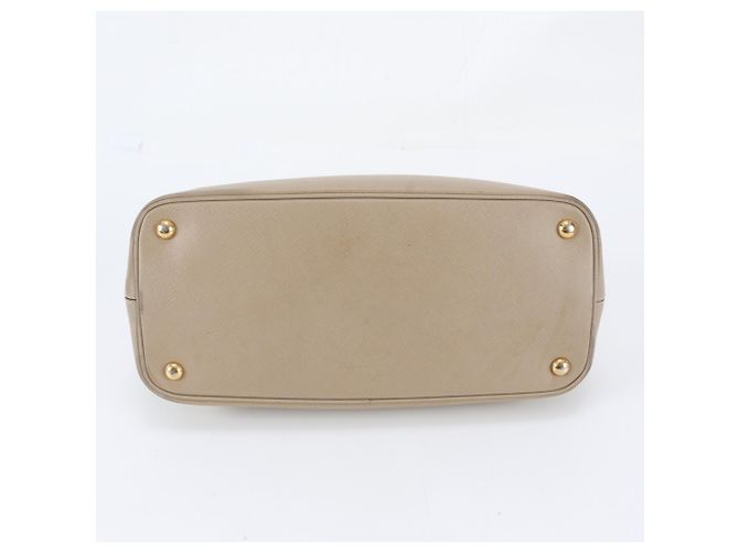 Sac cabas en cuir Saffiano avec logo triangle Prada - vue 6