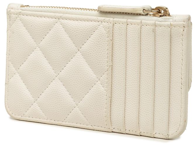 Portacarte con zip e patta Chanel White CC Quilted Caviar - vista 2