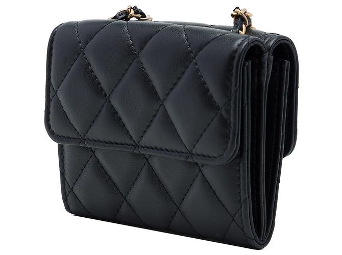Tarjetero Chanel de piel de cordero acolchada negra CC con correa de cadena acolchada - vista 2
