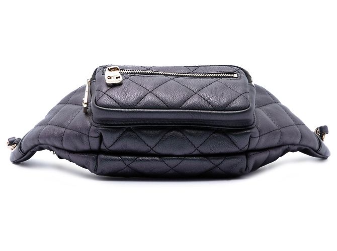 Borsa cintura Chanel All About in vitello iridescent nero - vista 3