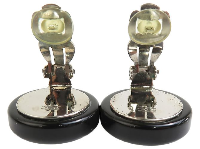 Pendientes de clip redondos de resina plateada CC Chanel Black - vista 3
