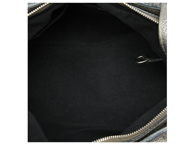 Louis Vuitton Silver Monogram Mahina XS - vue 4