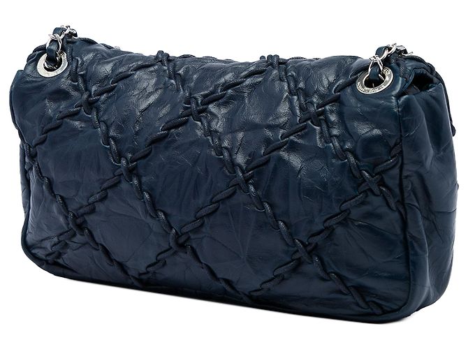 Chanel Blue Medium Quilted Crinkled Calfskin Ultra Stitch Flap - vista 2