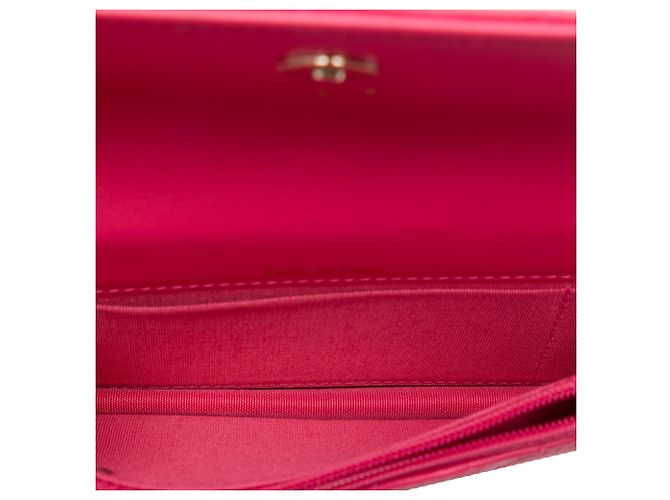 Clutch Chanel Maxi Pearls in pelle d'agnello matelassé rosa con catena - vista 4
