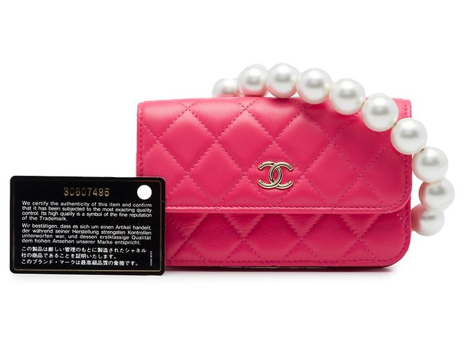Clutch Chanel Maxi Pearls in pelle d'agnello matelassé rosa con catena - vista 7