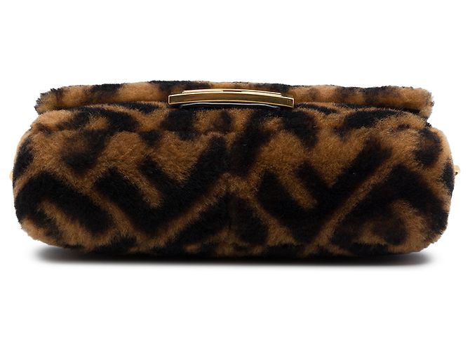 Fendi Mini Zucca Shearling Chain Baguette Satchel Tasche in Braun - Ansicht 3