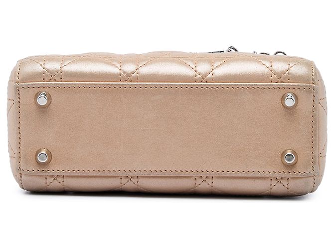 Dior Beige Mini Iridescent Lambskin Cannage Lady Dior - vista 3