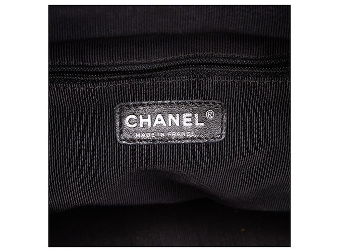 Borsa Tote Chanel Black CC Canvas Grafitti con coulisse - vista 5