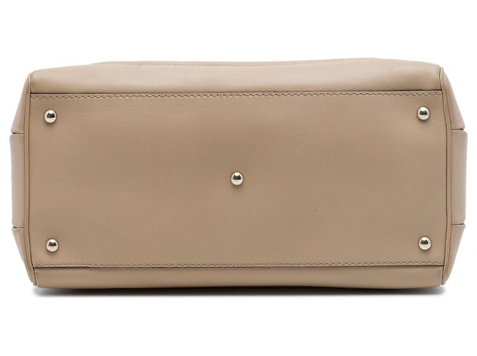 Gucci Bolsa de Alça Superior Bold Bamboo em Pele de Bezerro Bege Medium - vista 3
