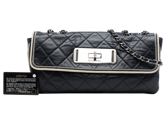 Chanel Black Quilted Lambskin East West Mademoiselle Flap - vista 7