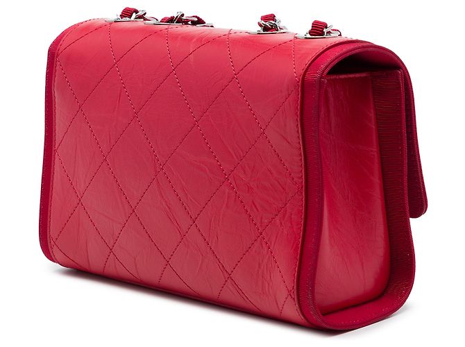 Chanel Red CC Quilted Crumpled Calfskin and Grosgrain Flap - vista 2