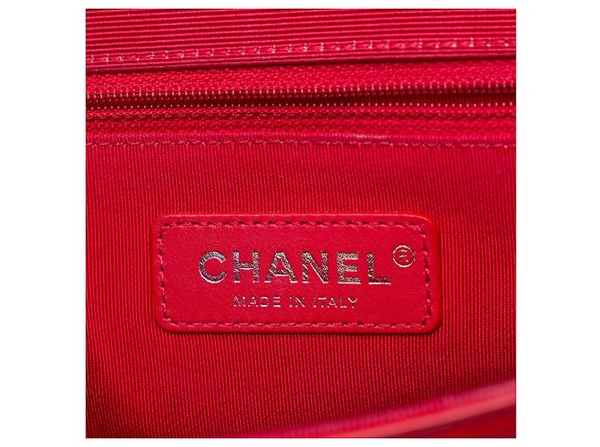 Chanel Red CC Quilted Crumpled Calfskin and Grosgrain Flap - vista 5