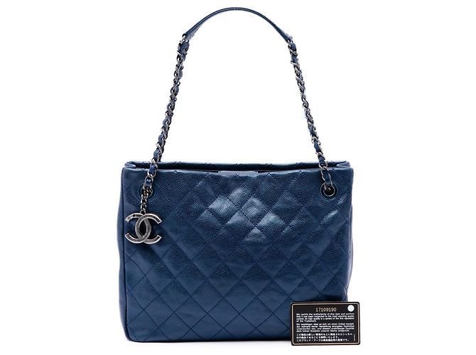 Chanel Blue Medium Quilted Iridescent Caviar Chic Shopping Tote - Ansicht 7
